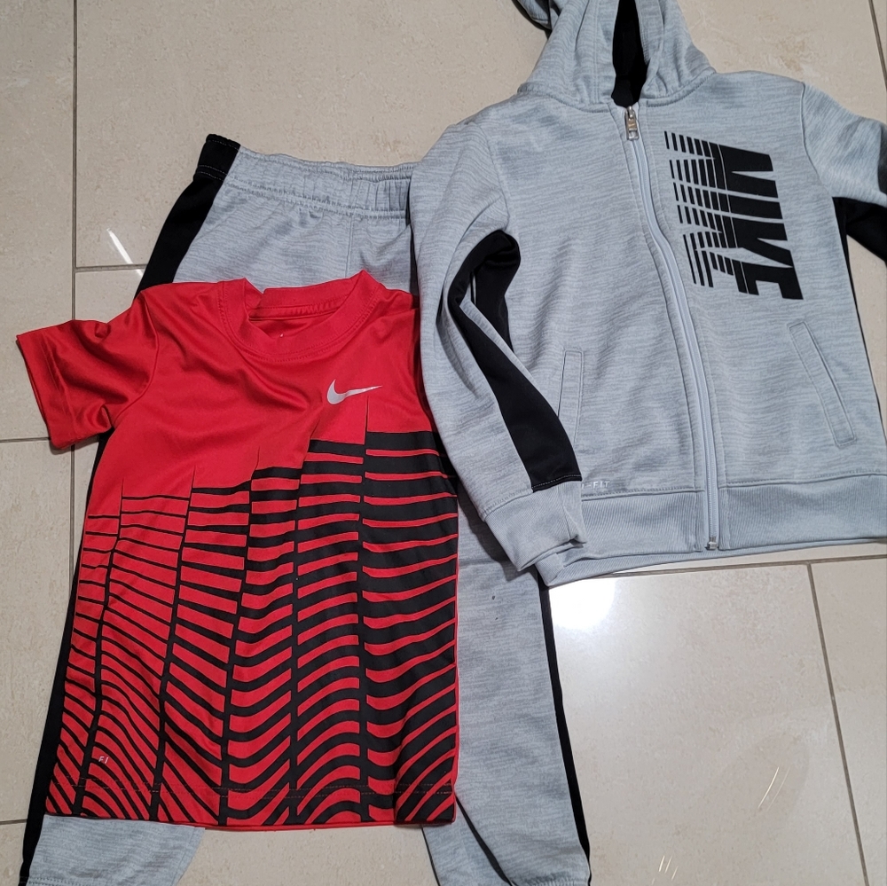 Nike boy set